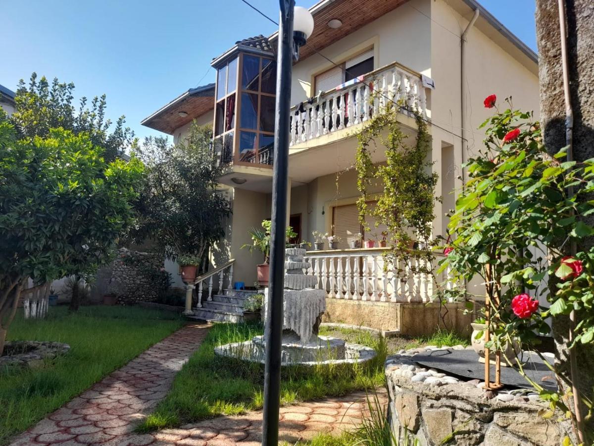 Gather Inn Guest House Shkodër 外观 照片