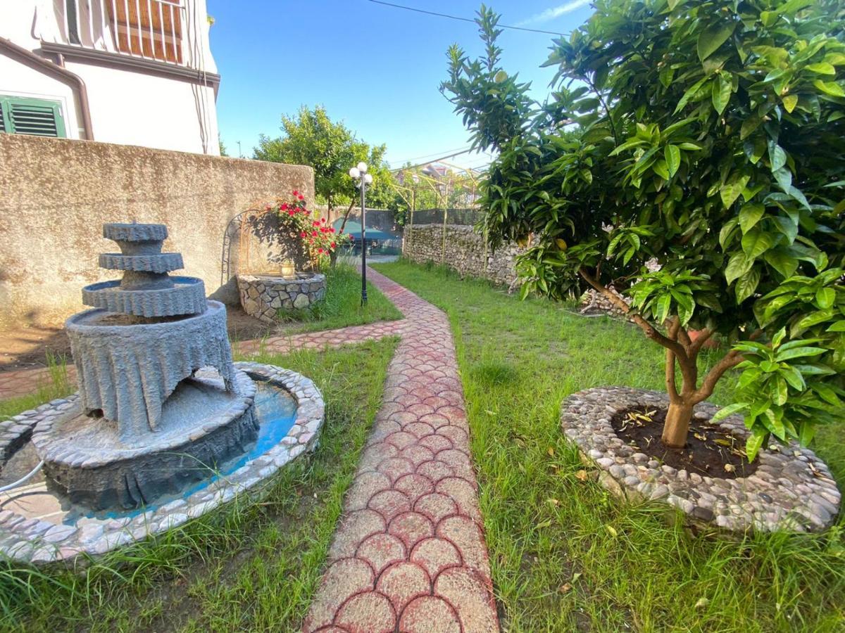 Gather Inn Guest House Shkodër 外观 照片